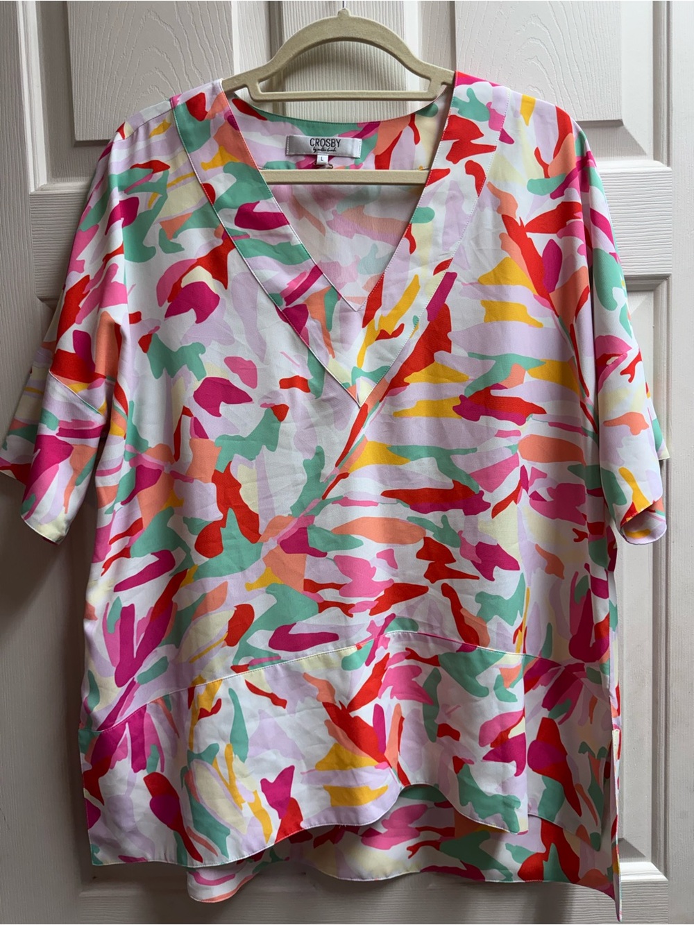 crosby. Multicolor Abstract V-Neck Tunic sz Large